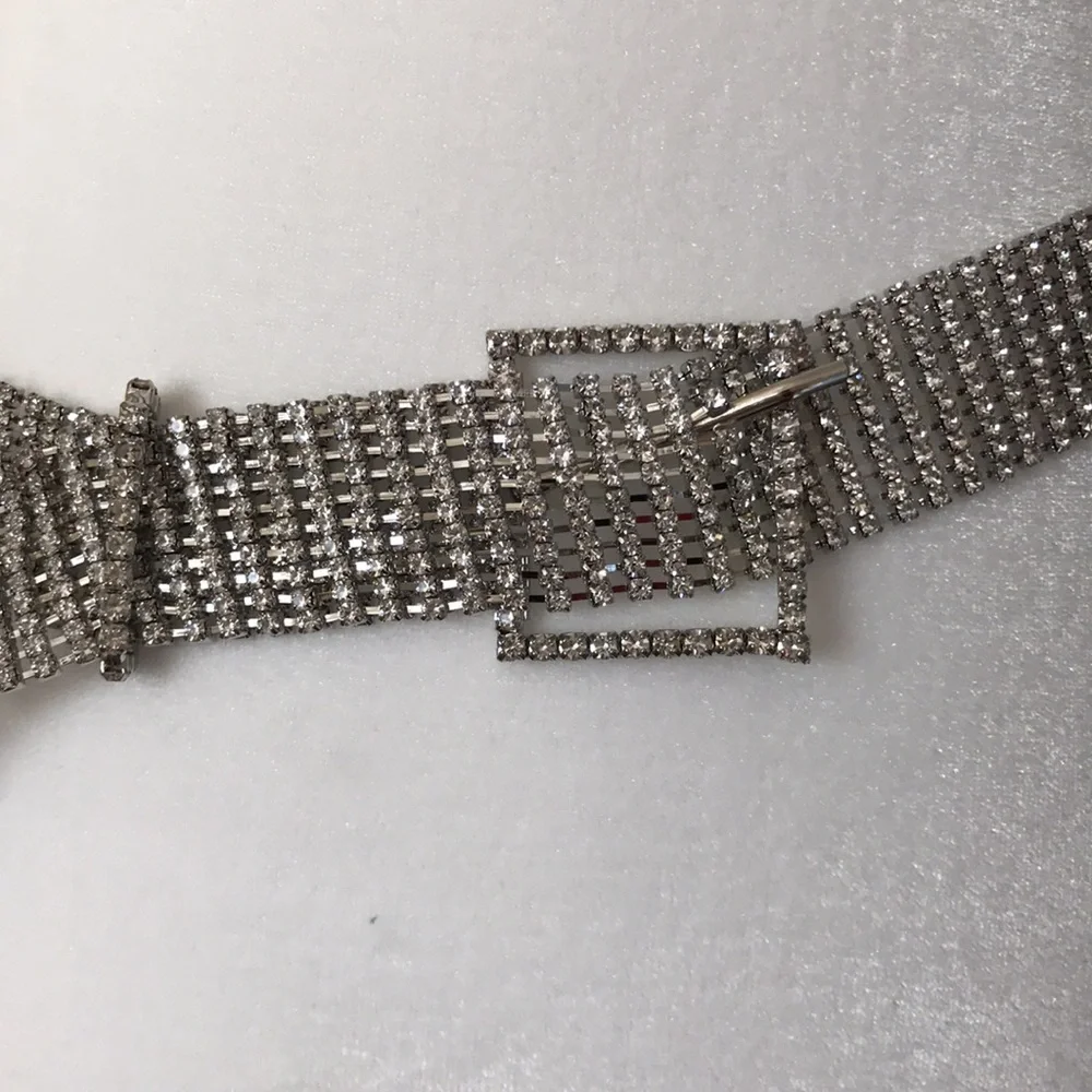 New clear crystals loaded adjustable belt